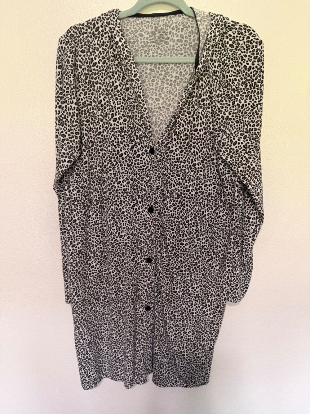 Cudd Duds Cardigan Softwear with Stretch Leopard Hooded Button Womans L